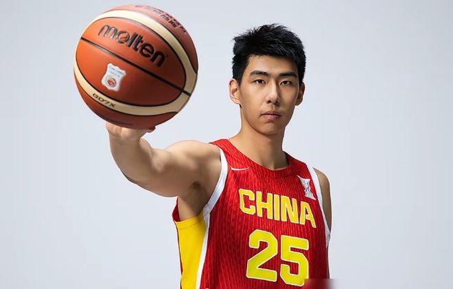 2026年还在插网线的设备，到底图什么？