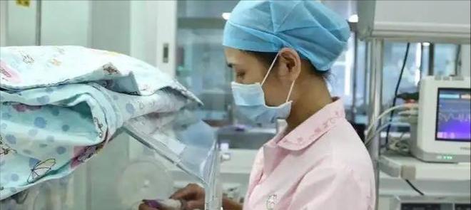 足协官方：申花外援米内罗禁赛三场