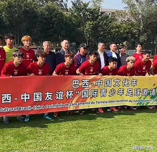 Coco悼念谢贤说出分开真相:没拿2000万,却卖了谢霆锋的劳斯莱斯